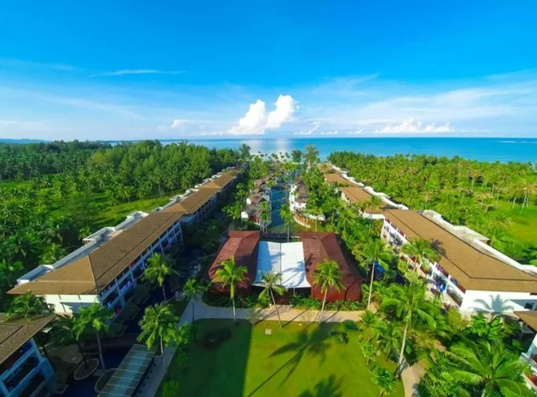 🌴 Graceland Khao Lak Beach Resort 5 — Таиланд, Као Лак