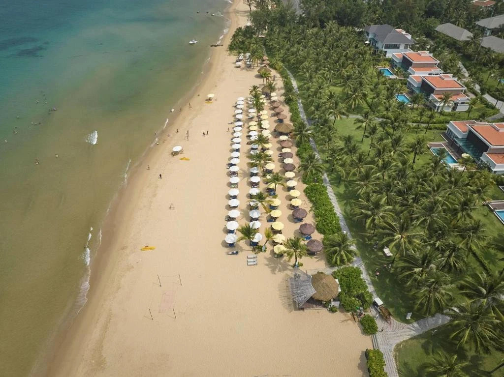🌴 Ноябрь на Фукуоке — время, когда остров раскрывается по‑особенному!  🌴