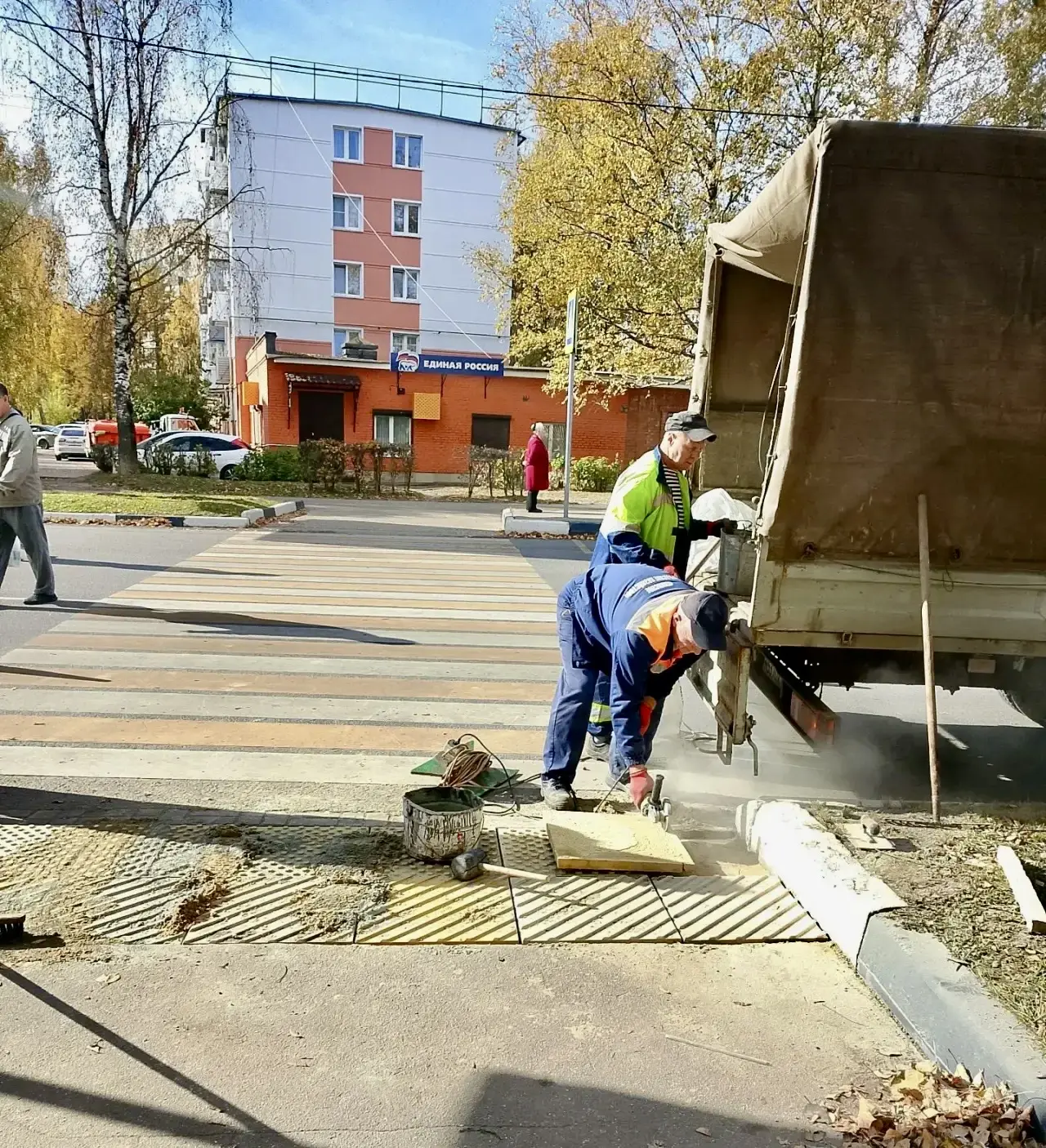 МАУ «КЛИНСКОЕ ГОРОДСКОЕ ХОЗЯЙСТВО» ПРОДОЛЖАЕТ РАБОТЫ ПО БЛАГОУСТРОЙСТВУ