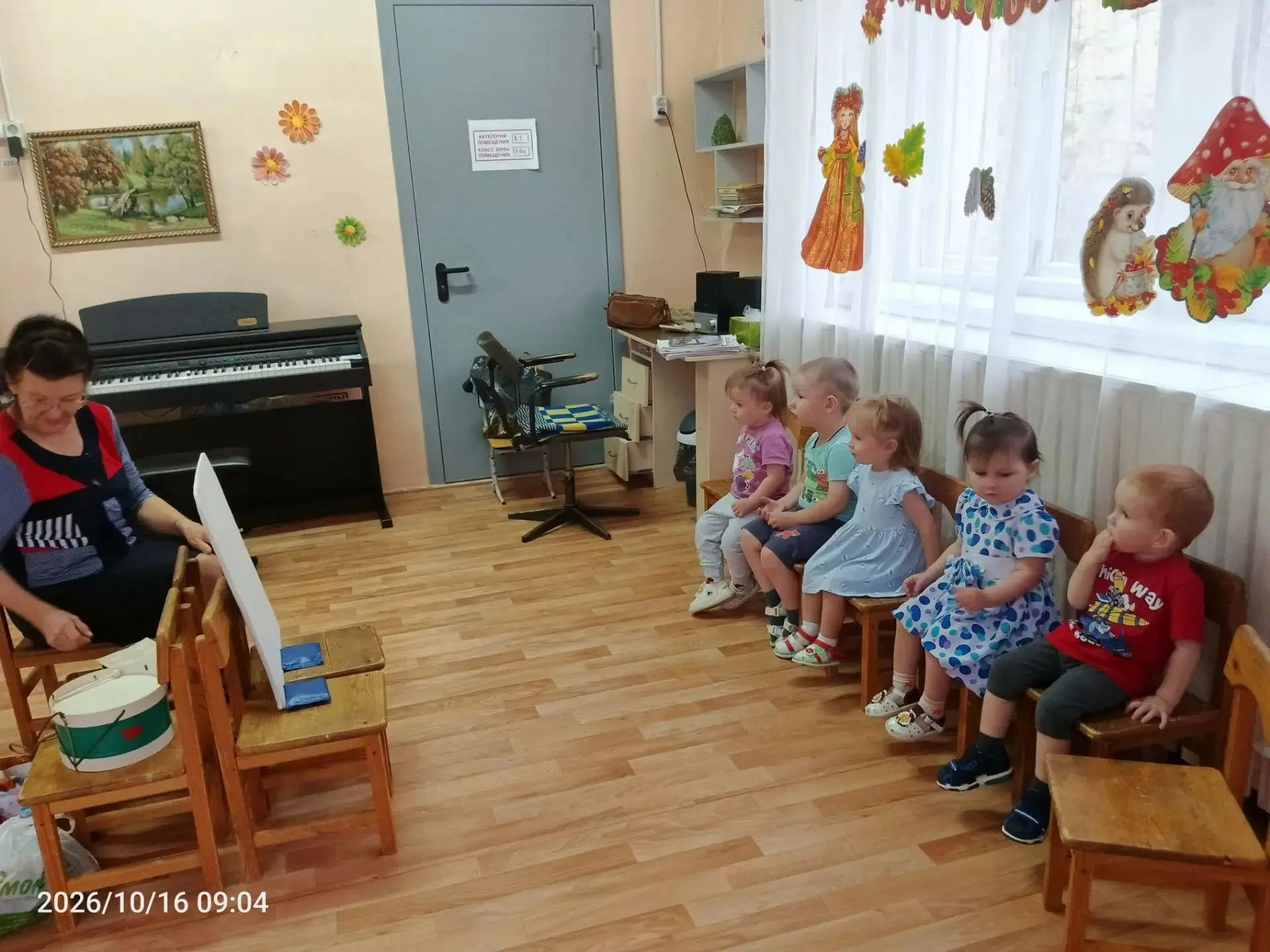 Сегодня у ребят ясельной группы прошло театрализованное развлечение под руководством му...
