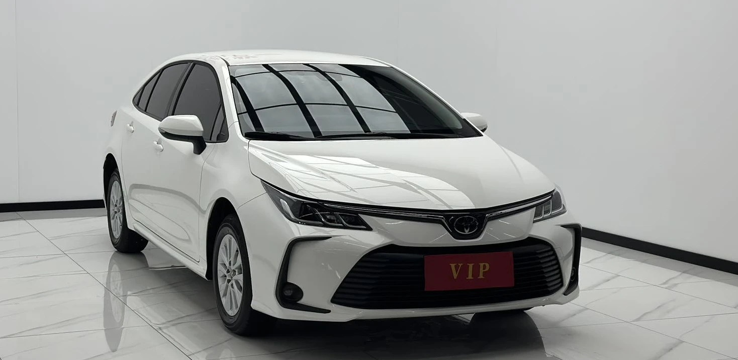 🚗  Toyota Corolla  🚗