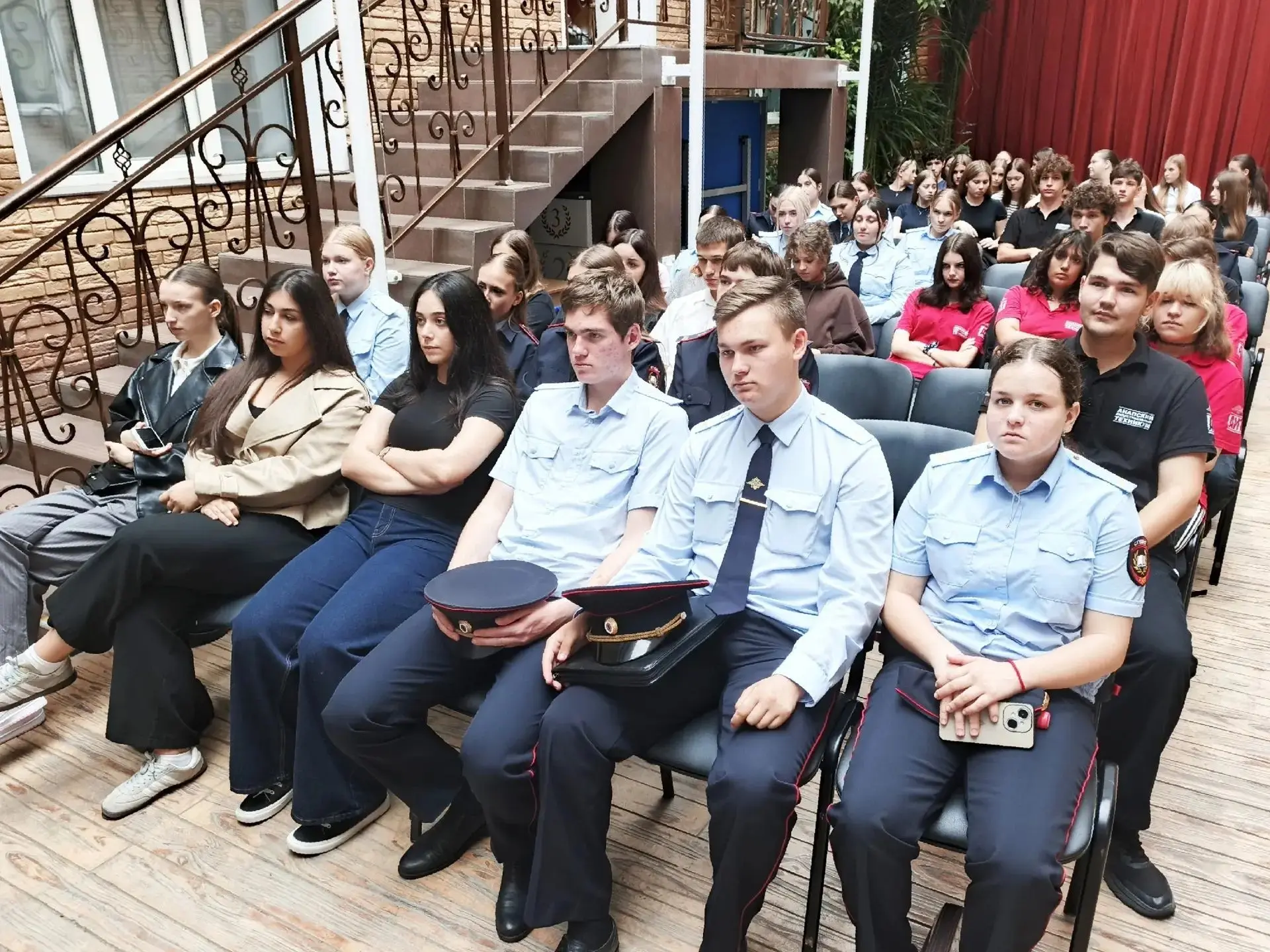 💙 Сегодня состоялось собрание «Молодой Гвардии»!