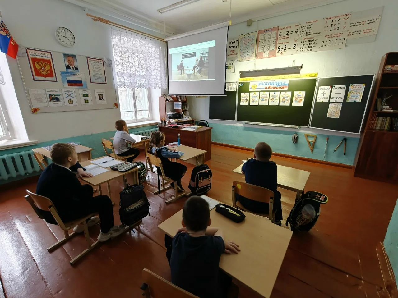 12 октября в нашем 1 классе прошло занятие на тему «Безопасность в сети Интернет». Каза...