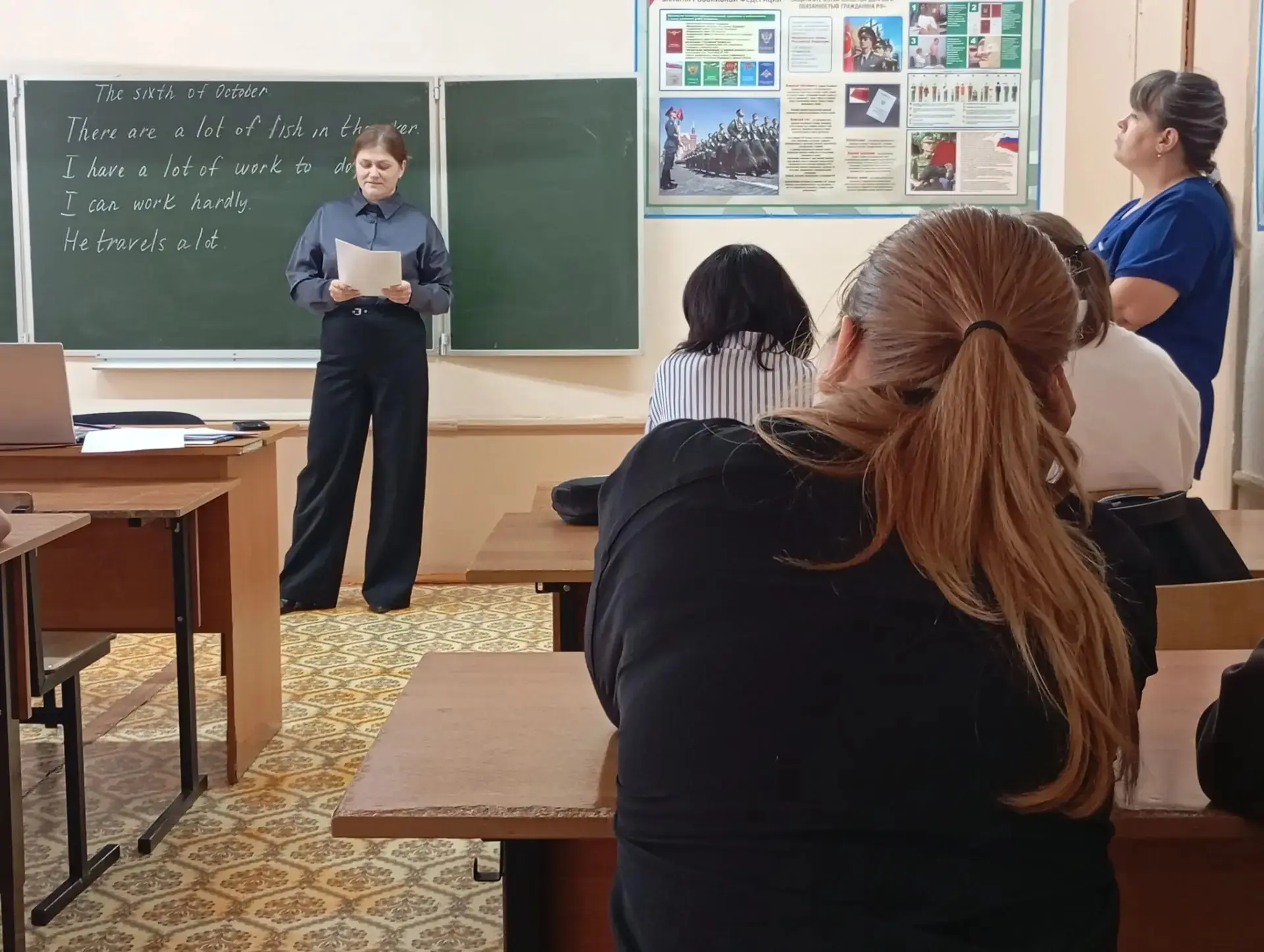 Забота о здоровье с юных лет: в нашей школе прошла важная лекция для старшеклассниц! 🌸...