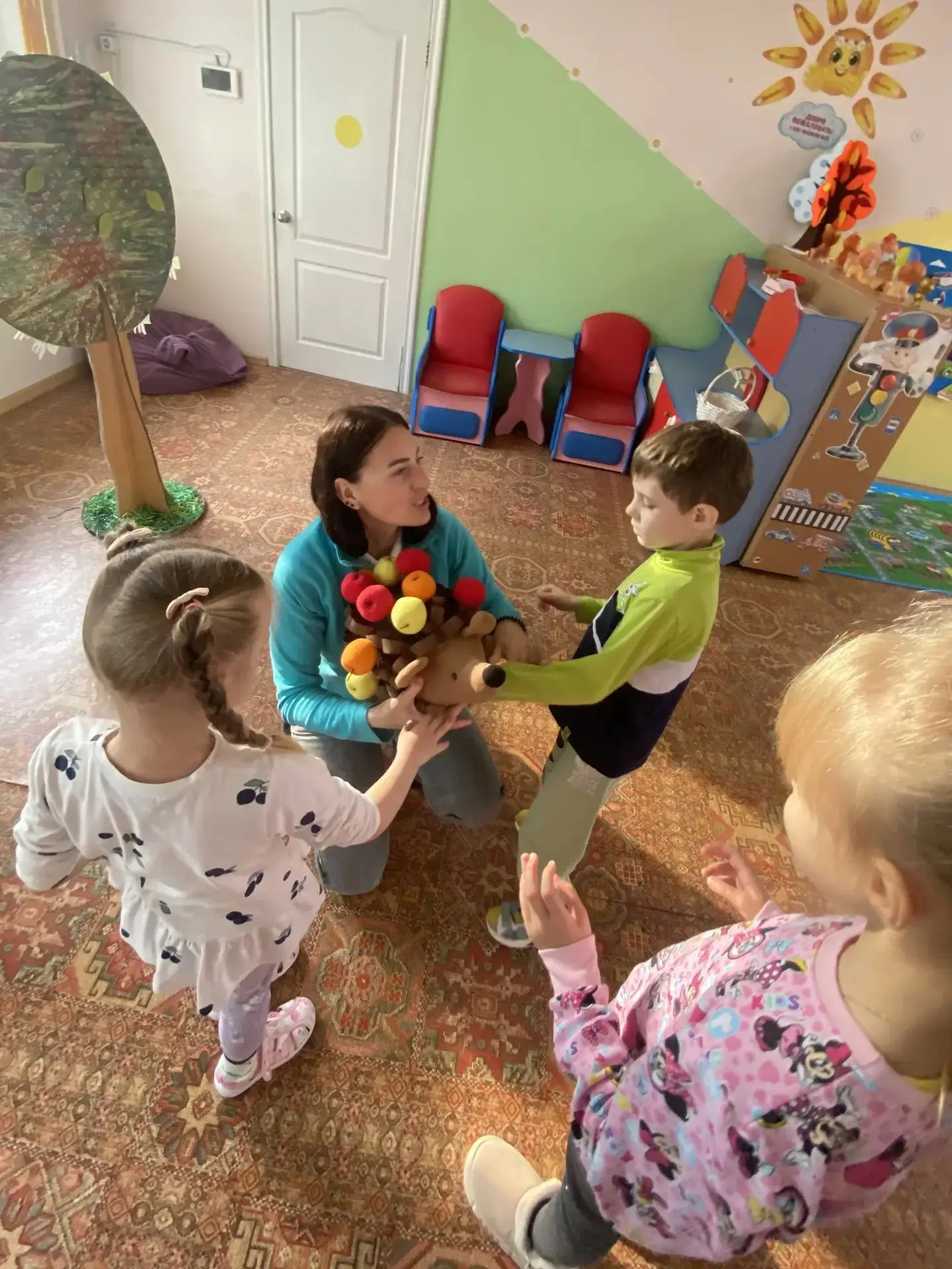 В группе компенсирующей направленности «Крепыши» прошло занятие по ФЭМП :