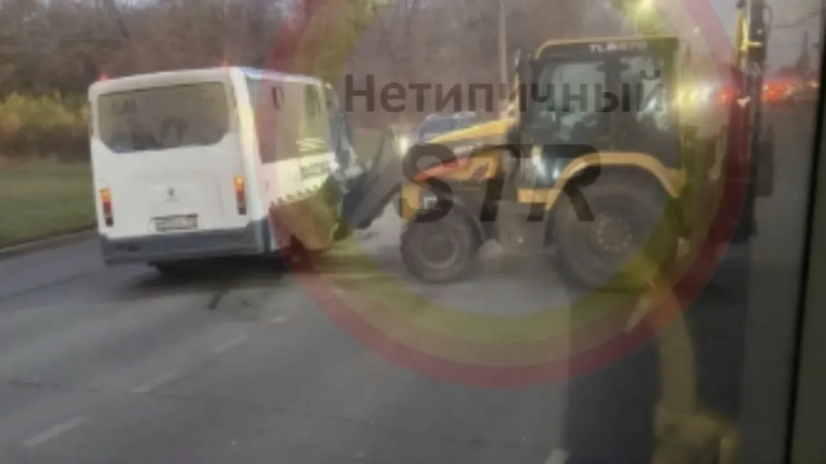Дтп по Ленина в сторону химзаводского кольца