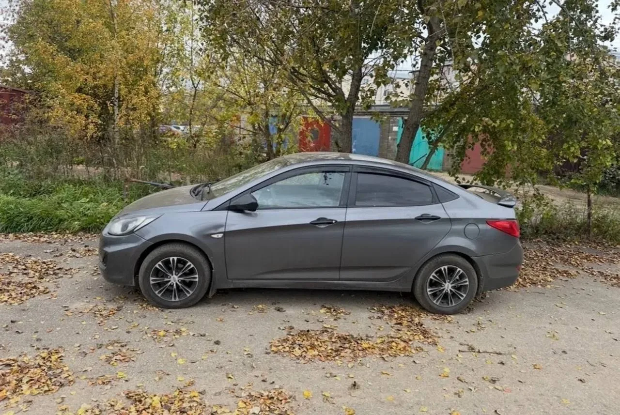 Продам Хендай Солярис Год 2014 Двигатель 1.4 Механика Пробег 280,000 тыс км