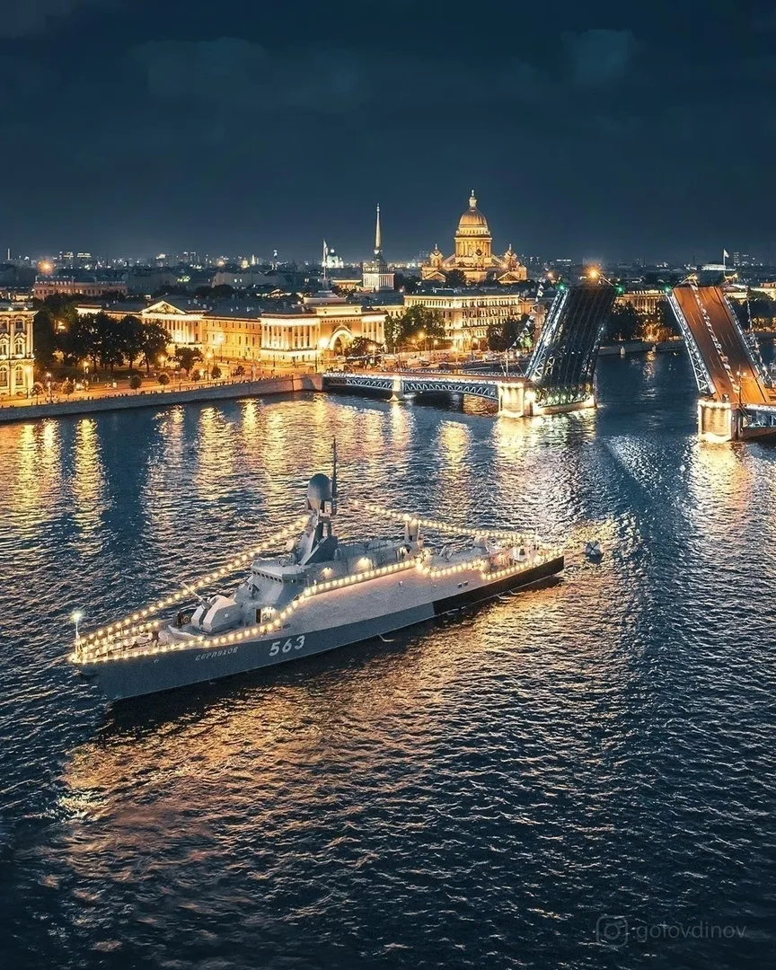 Чудесных снов, Петербург!