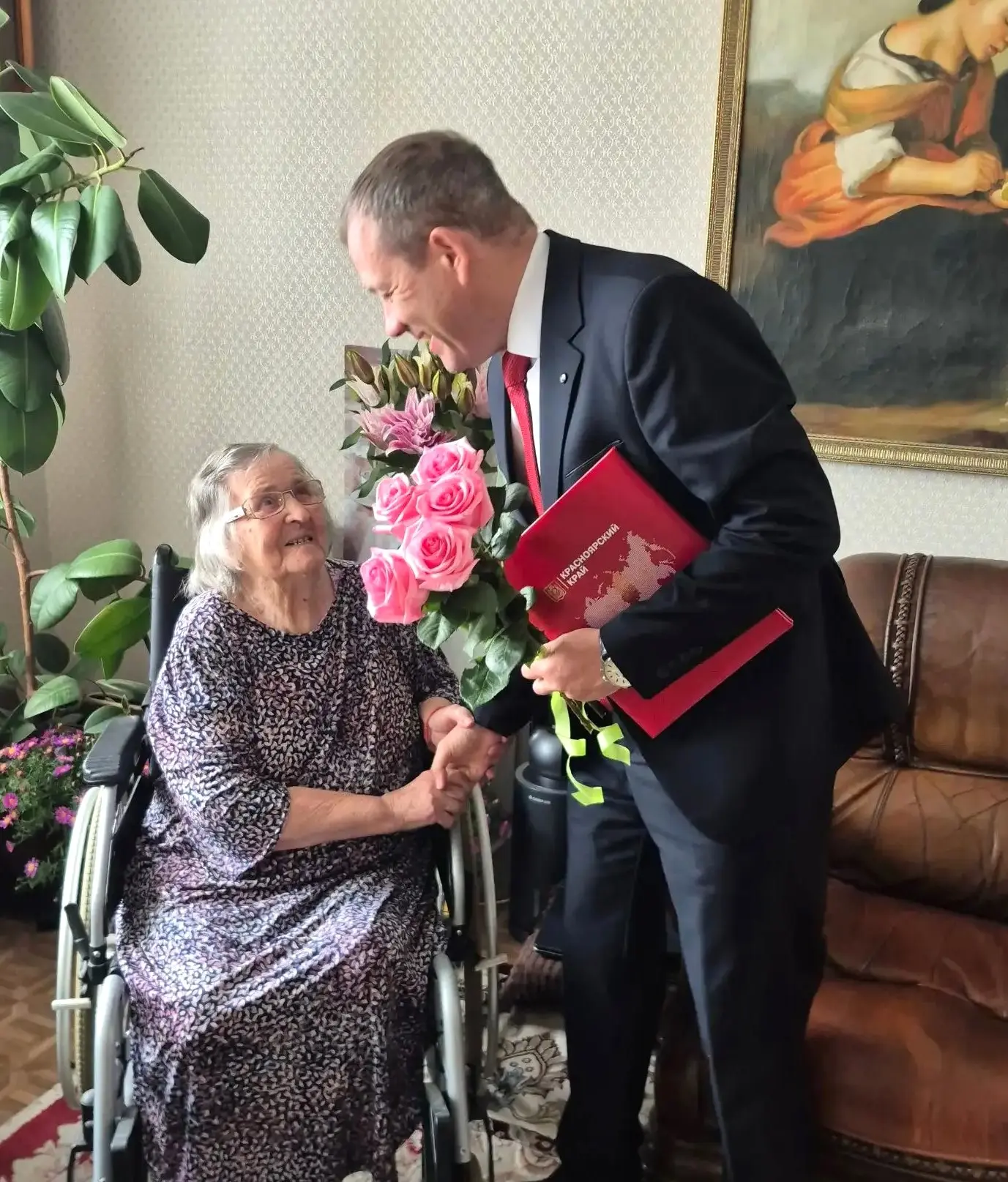 Сегодня свой 100-летний юбилей отметила жительница Зеленогорска Прасковья Николаевна Та...