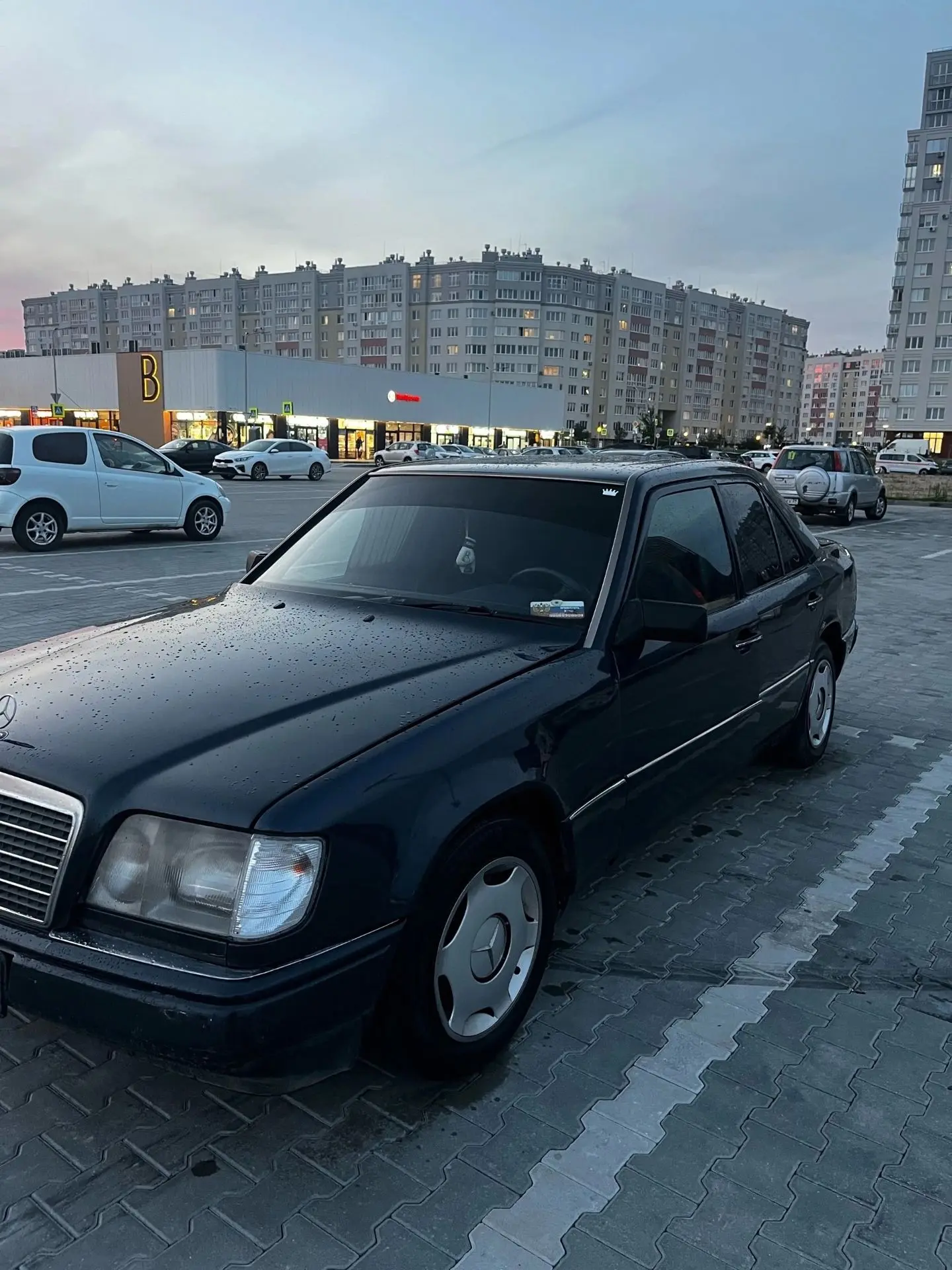 Mercedes w124 мотор 603 дизель 3.0 коробка автомат не пинается по кузову гнили нет с до...