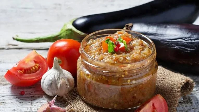 АДЖИКА С БАКЛАЖАНАМИ ПО-КРАСНОДАРСКИ
