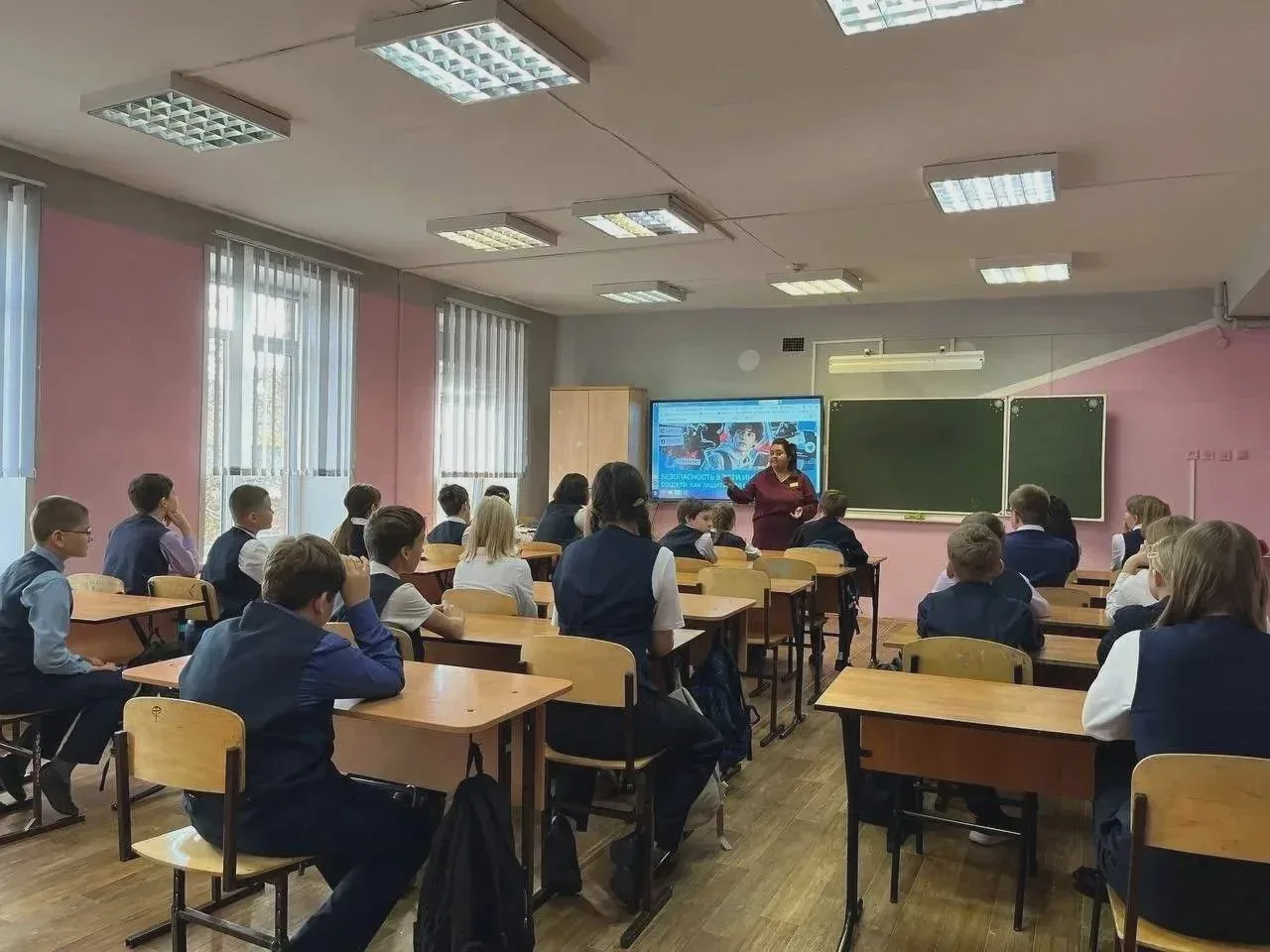 В Иркутске школьникам напомнили о безопасности в интернете
