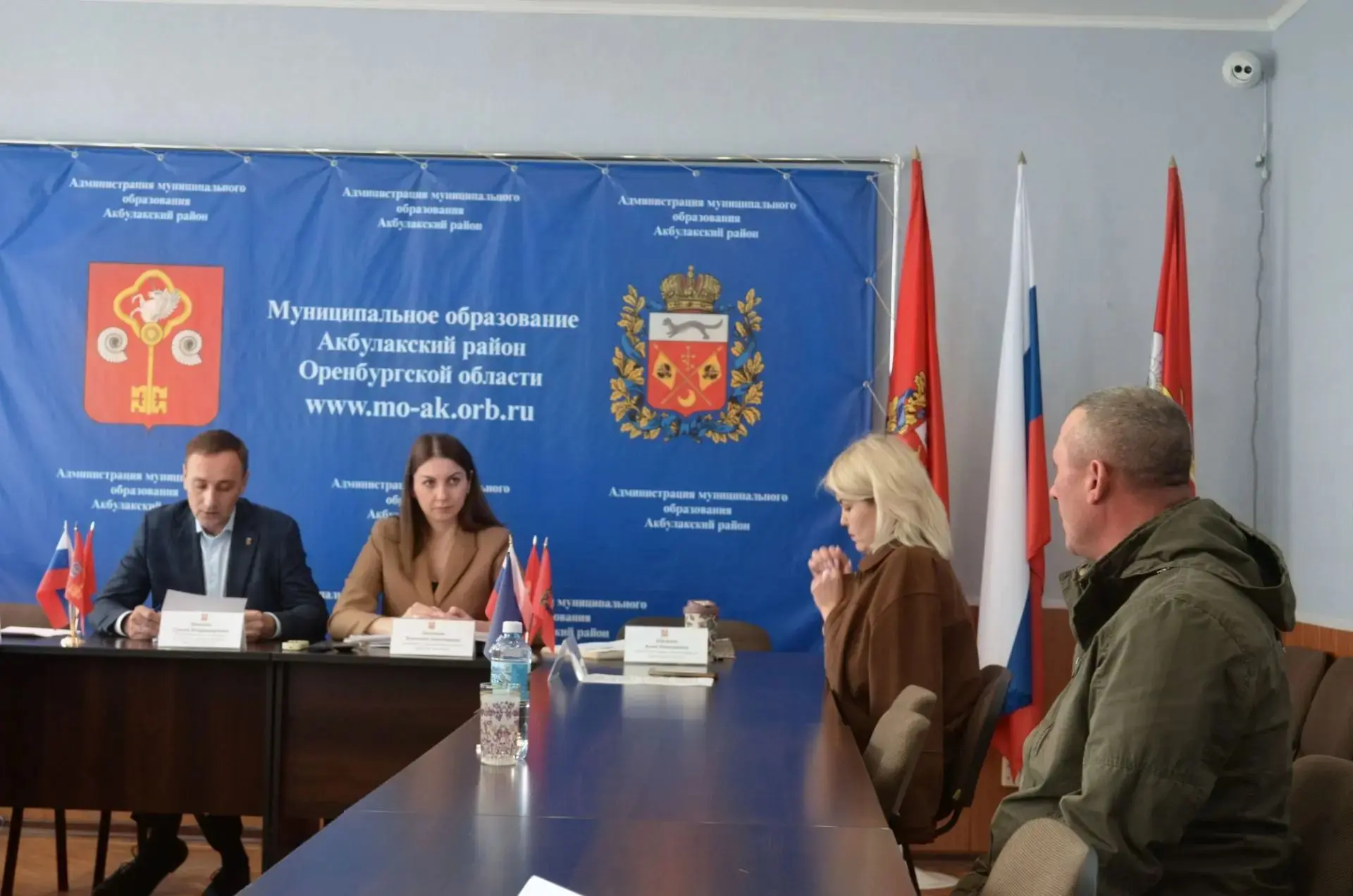 В администрации Акбулакского района состоялась встреча с участниками специальной военно...
