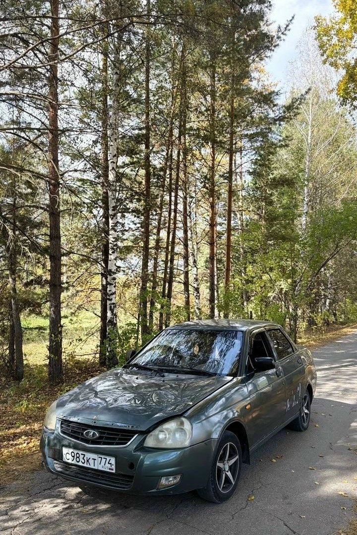 🚘 LADA PRIORA - 2010 года