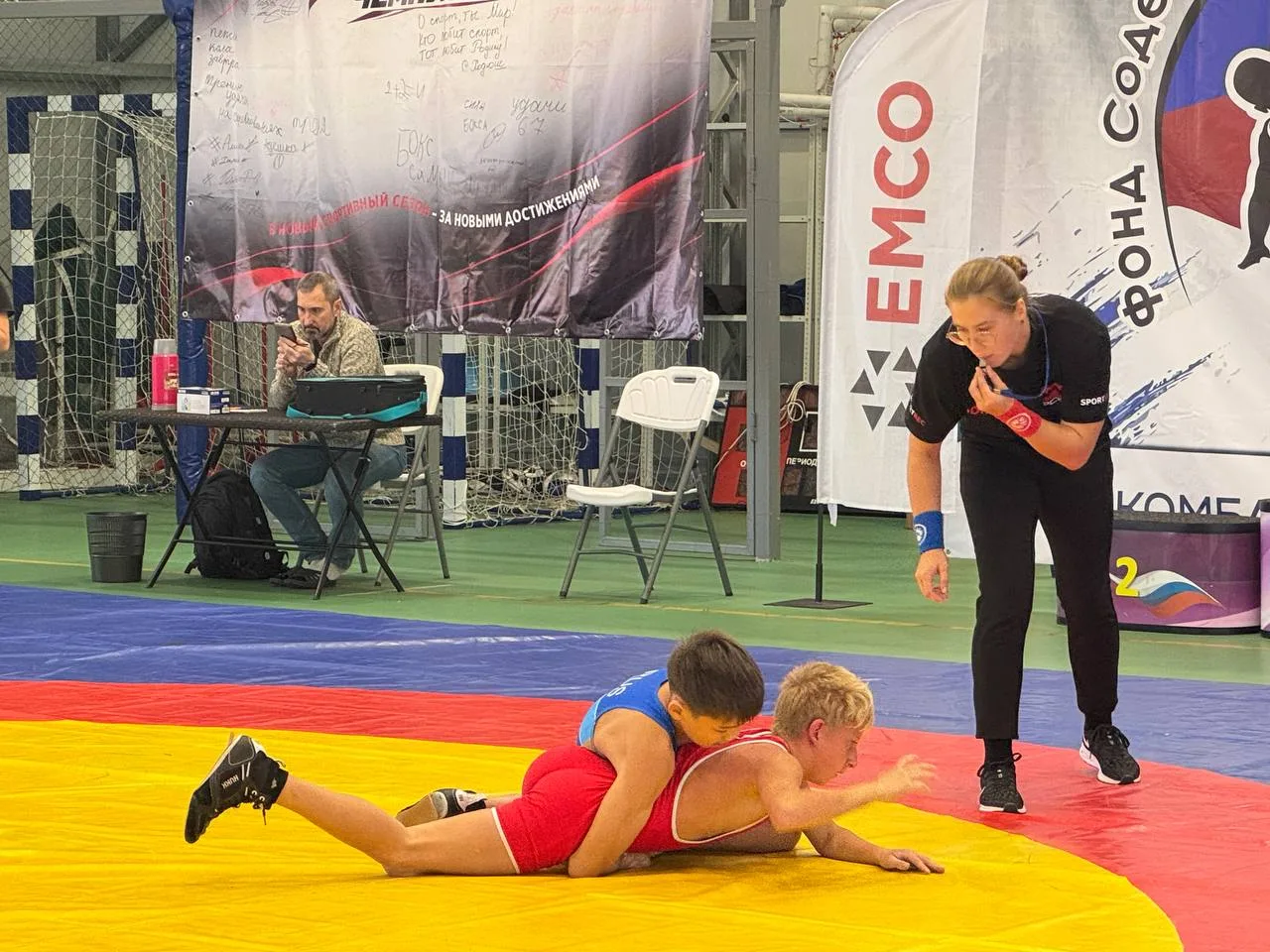 🤼‍♀️ Второй день региональных соревнований в Шахтерске стартовал — сегодня классическа...