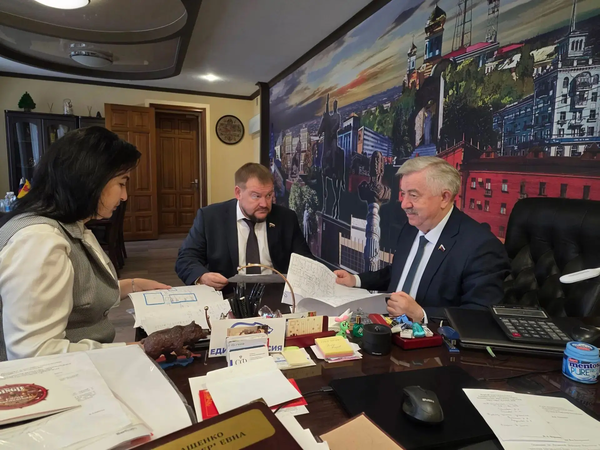В завершение региональной недели вместе с моим коллегой, депутатом Госдумы Колесниковым...