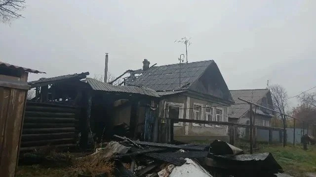 Героический поступок 18-летнего парня спас целую семью! Нужна срочная помощь.