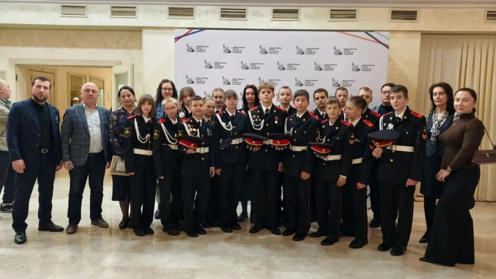 Красногорские кадеты посетили масштабную конференцию в Общественной палате РФ.