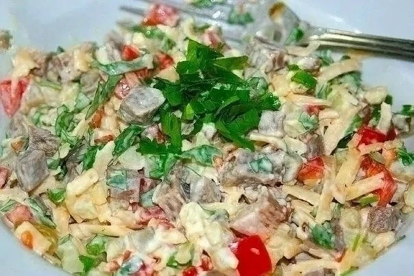 САЛАТ с мясом