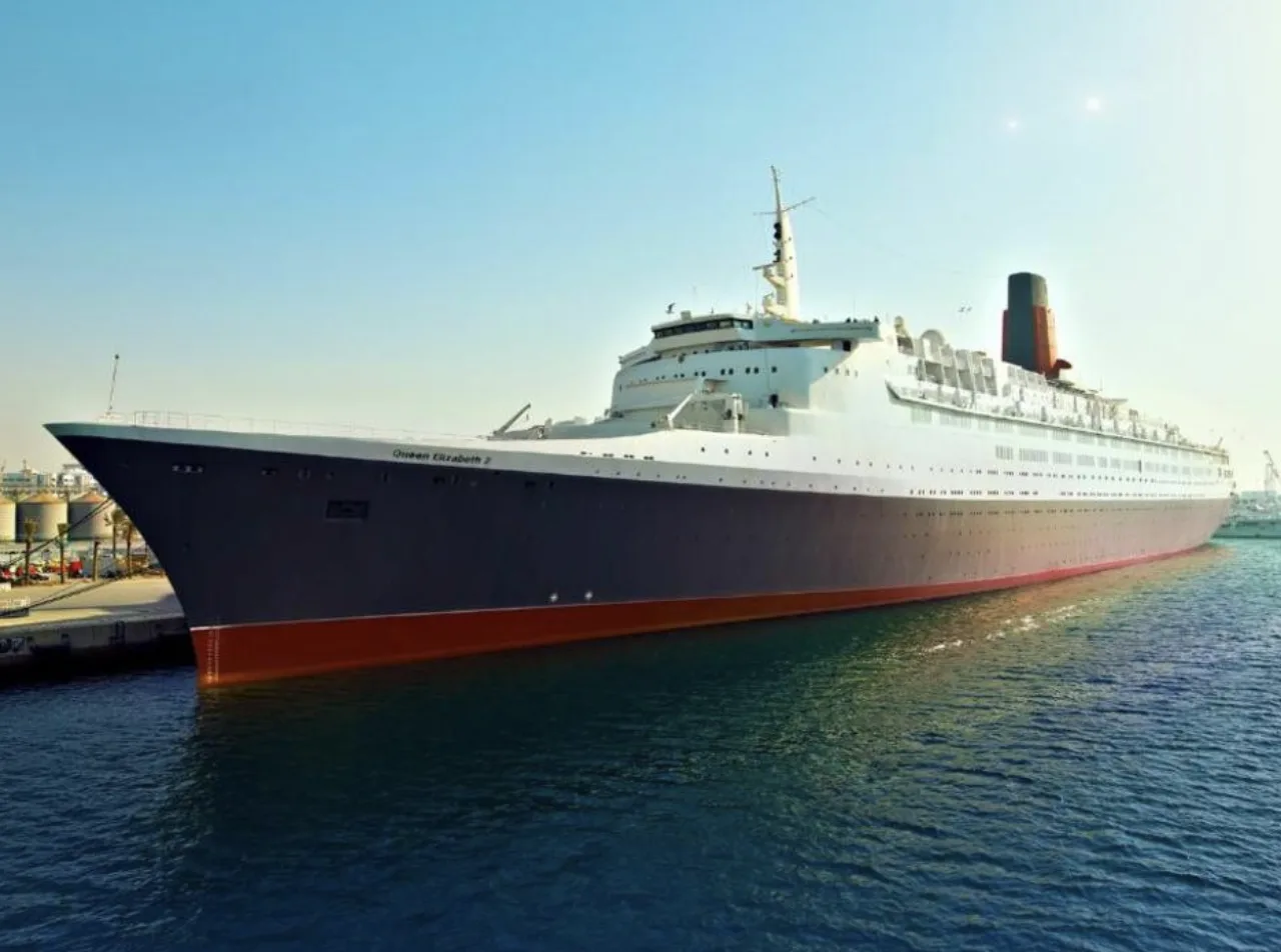 🚢 Отель, который удивит даже искушенных: летим в Дубай на легендарный лайнер Queen Eli...