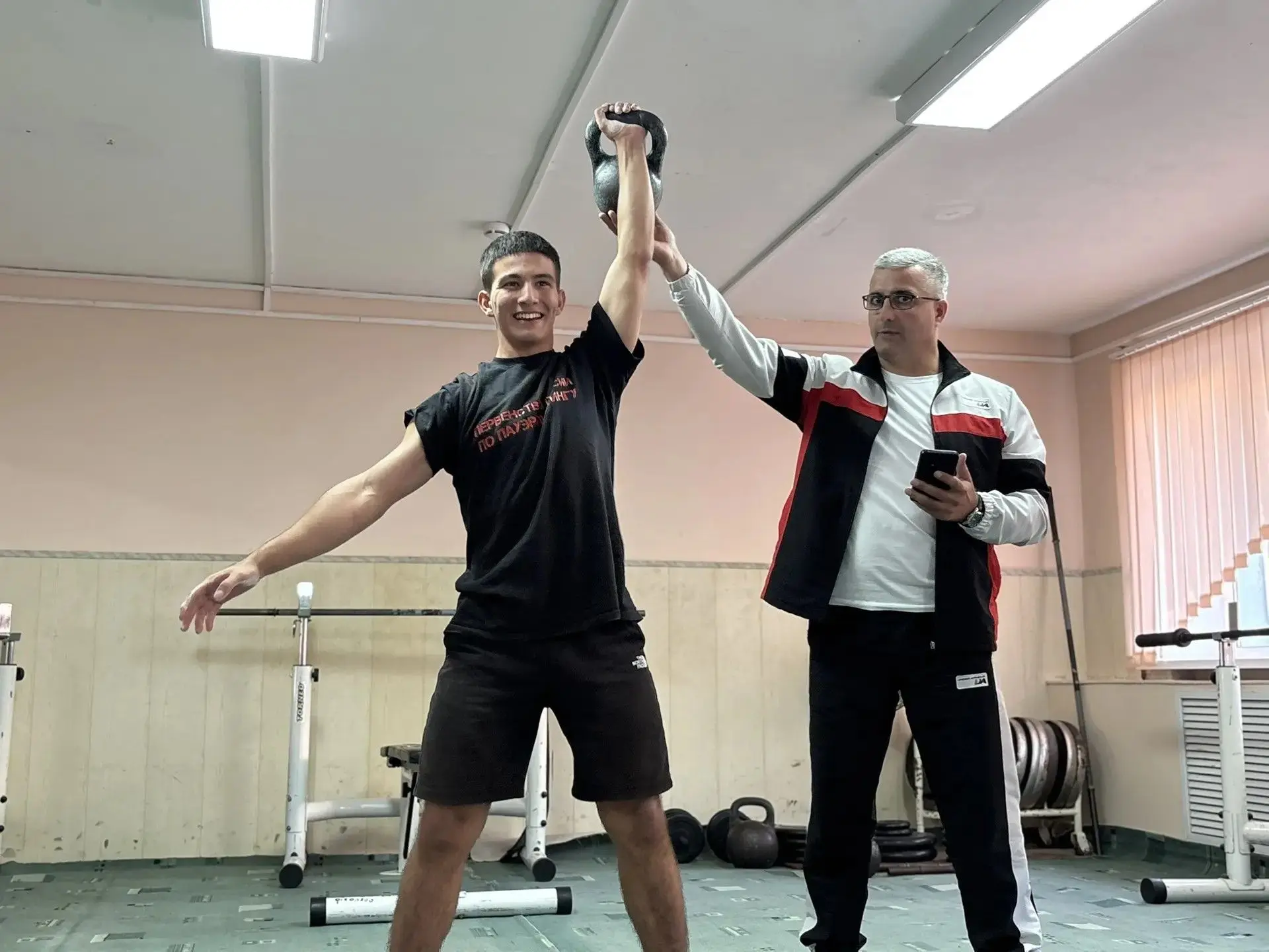 🏋️ Сила и выносливость: в ААТТ прошли соревнования по гиревому спорту. Мероприятие про...