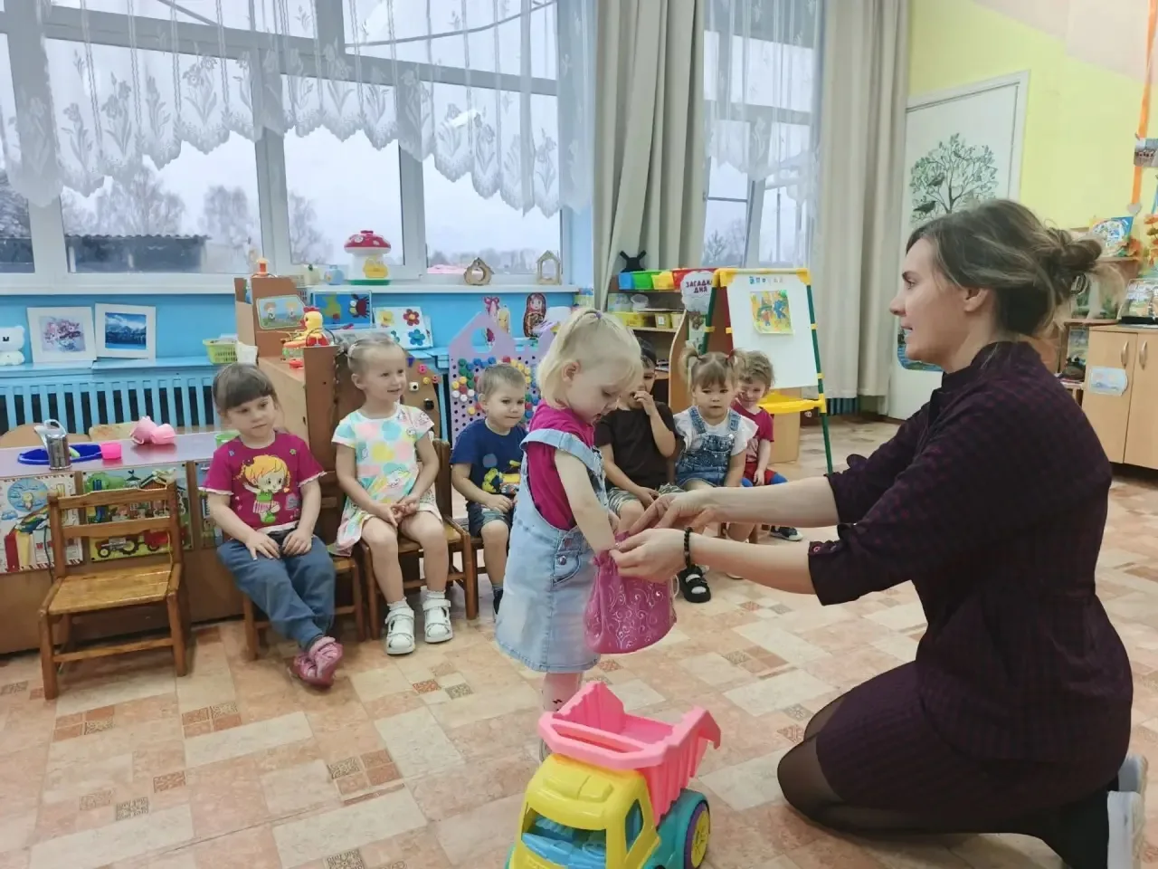 В нашей младшей группе снова