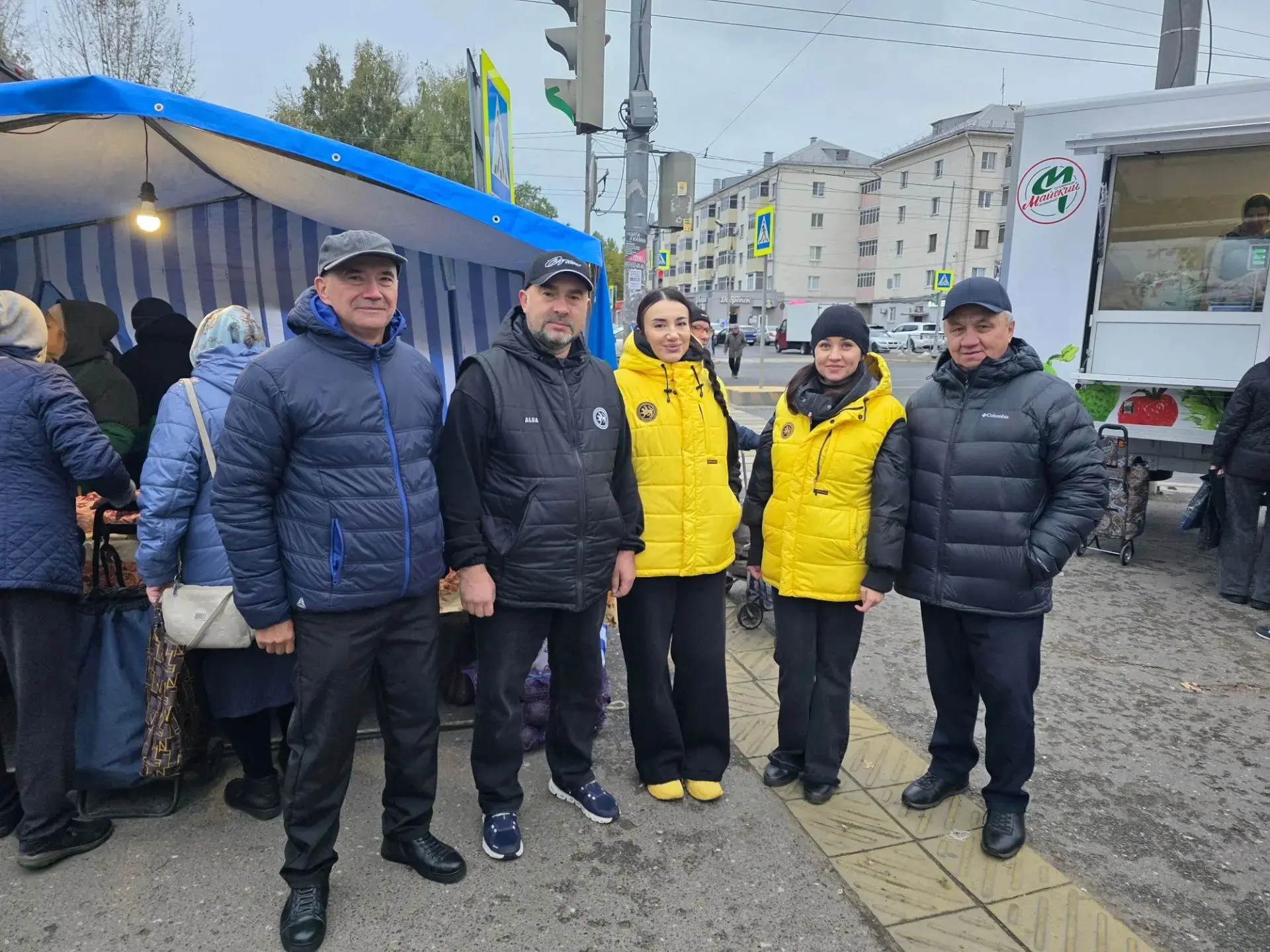 Казанда көзге ярминкәләр дәвам итә. Бүген дә Теләче районыннан килгән хуҗалыклар, ферме...