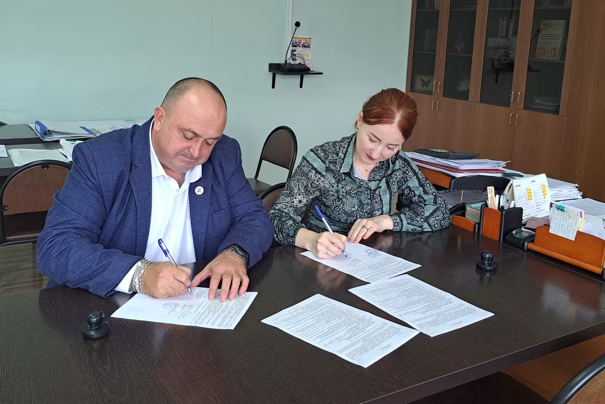 ⚡ Важный шаг в развитии агрообразования: колледж и школа села Прохоры закрепили сотрудн...