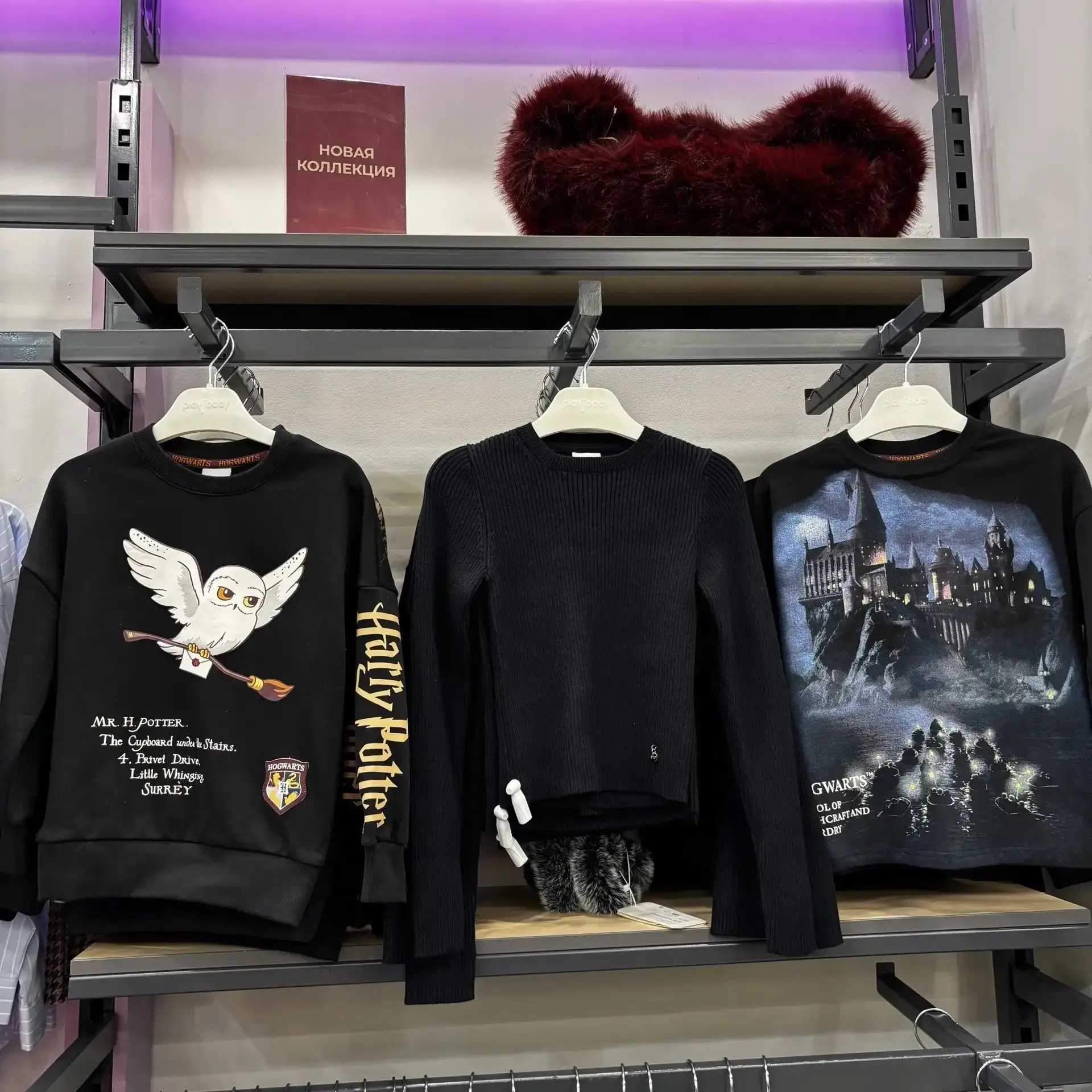 В продаже толстовки для девочек из мини - коллекции Hogwarts Express/ Хогвартс Экспресс.