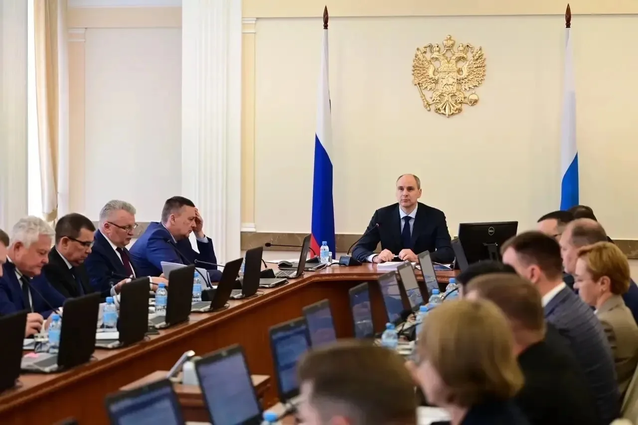 На заседании регионального правительства рассмотрен ряд значимых для муниципалитетов Св...