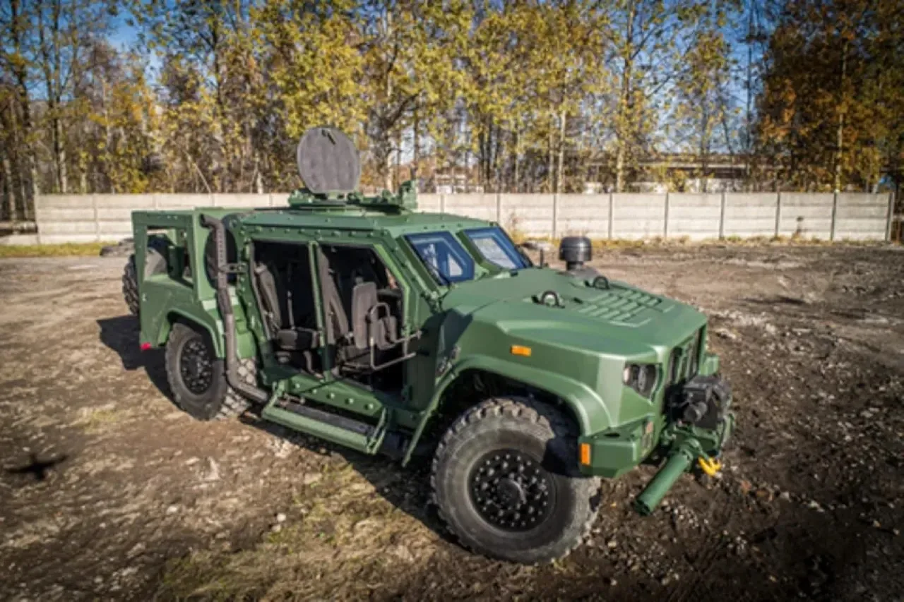 Устойчив к морской среде: Oshkosh представит первый DXPV Kaaiman для Нидерландов