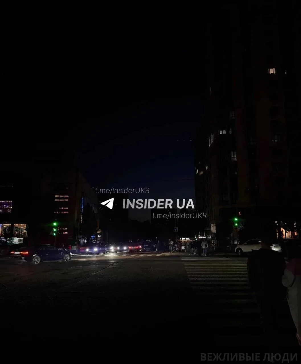 🔴  Кадры из погружённого во тьму Киева.