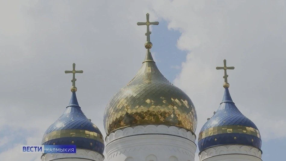 Сегодня православные верующие отмечают Покров Пресвятой Богородицы