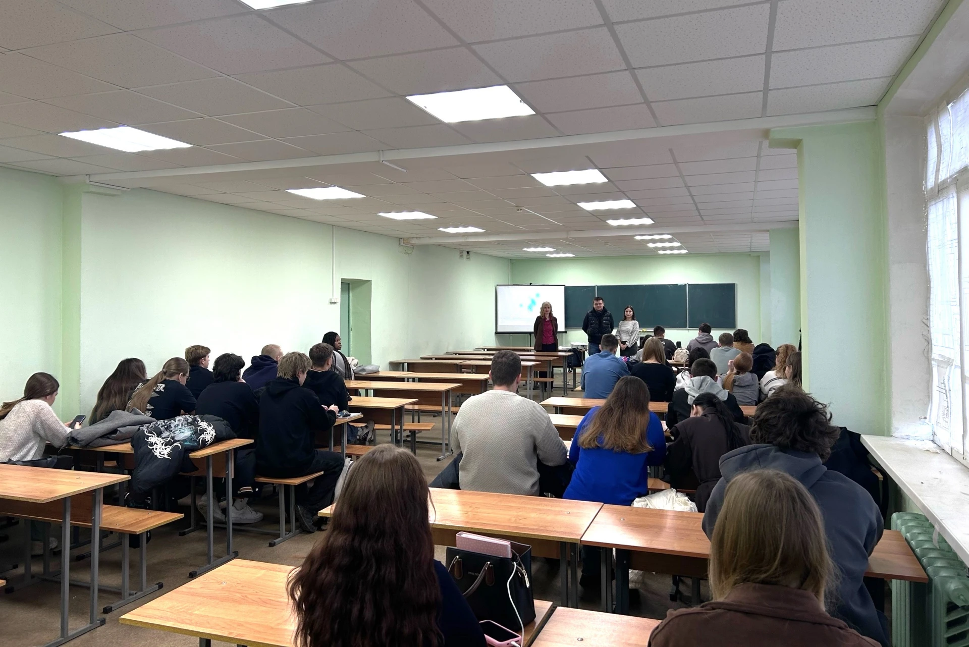 ✈️ 13 октября состоялась встреча студентов факультета управления и социальных коммуника...