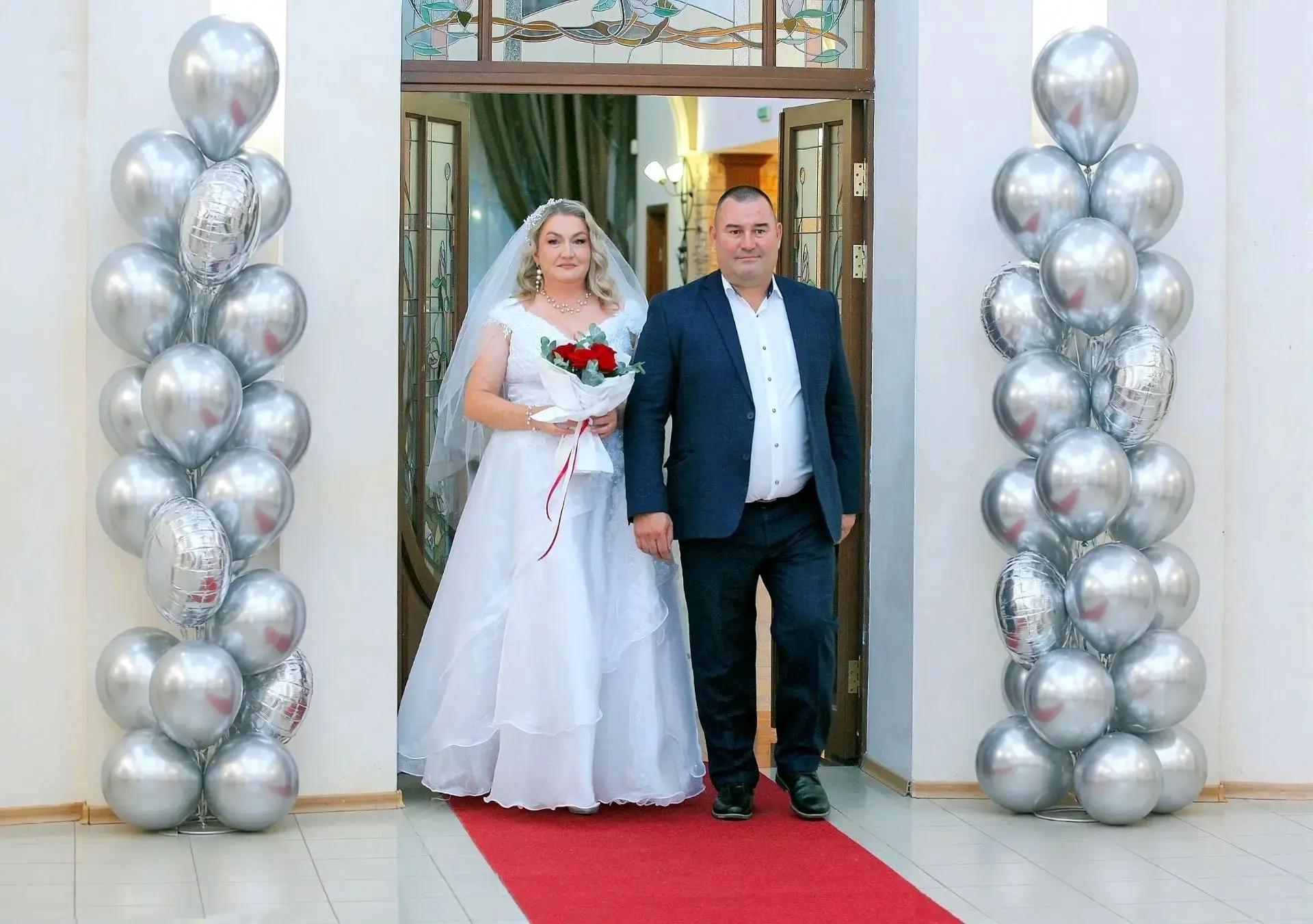 💞Семья Катковых отметила 25-летие супружеской жизни в Альметьевском ЗАГСе