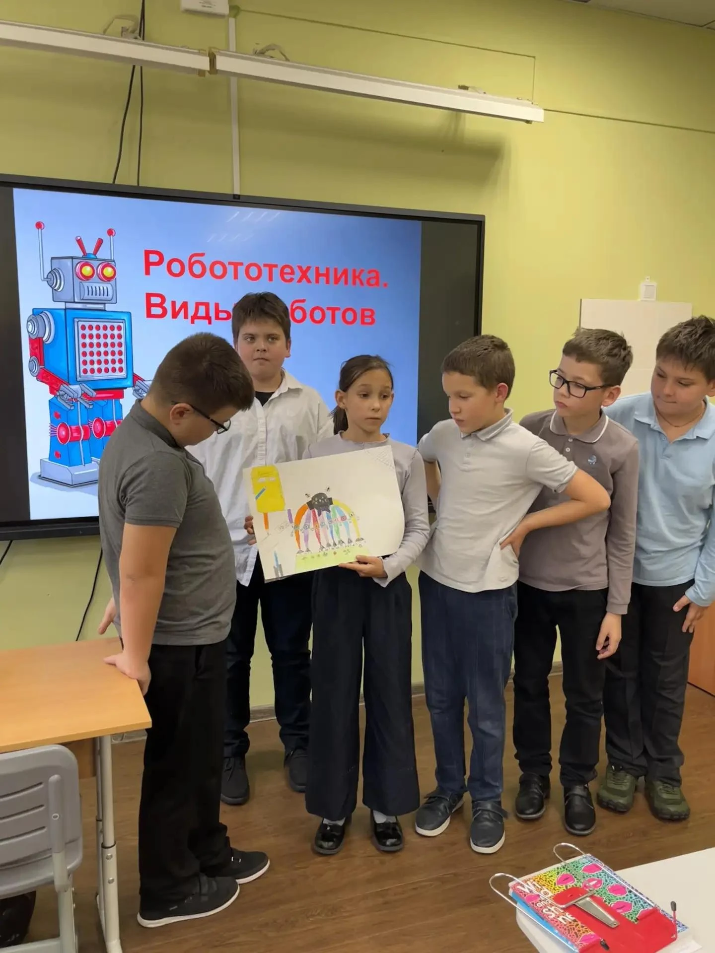 4 «А» на уроке труда: юные инженеры-робототехники 🤖✨