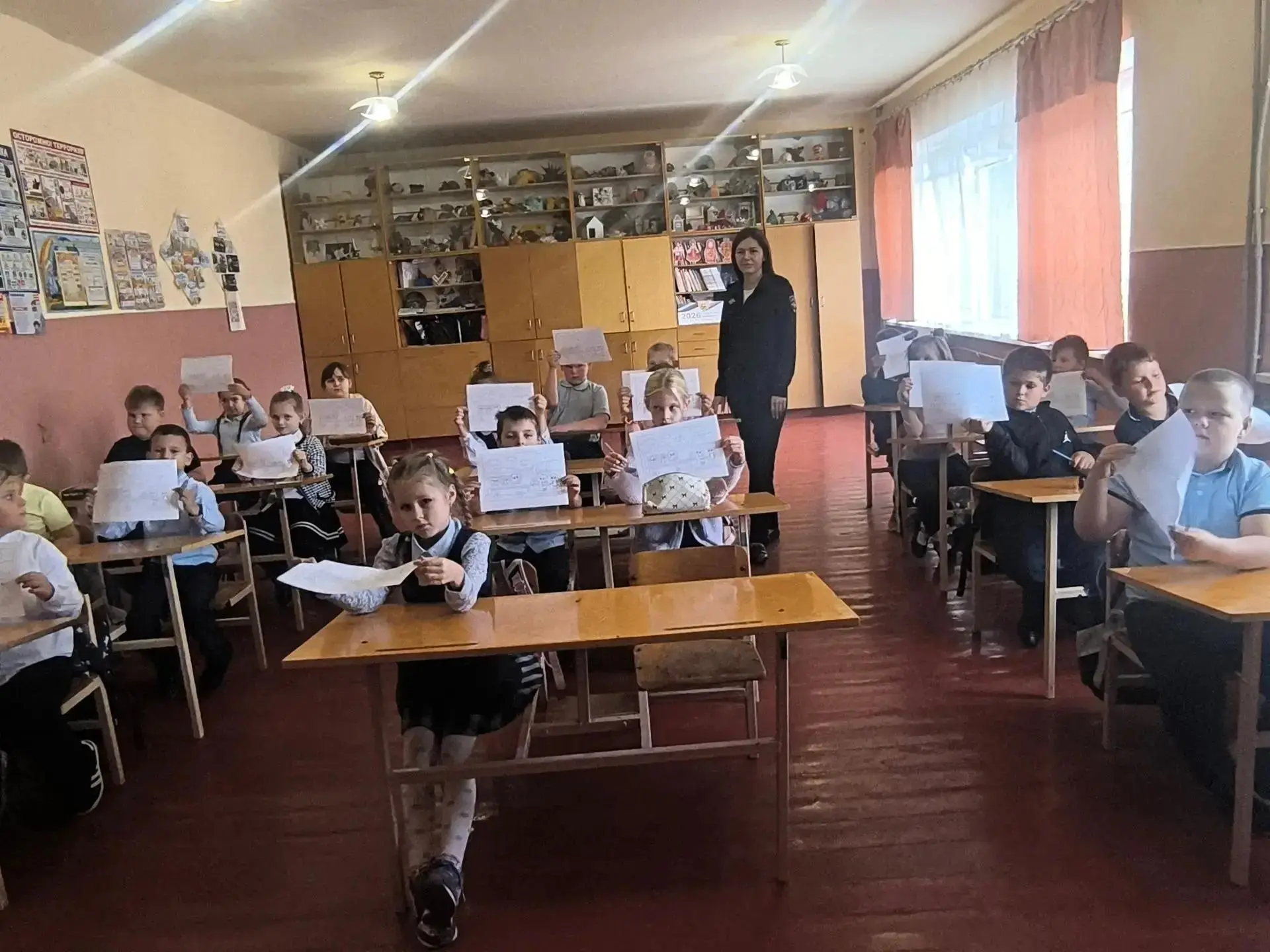 🚦 Формирование навыков безопасного поведения: в Седовской школе разъяснили правила дор...