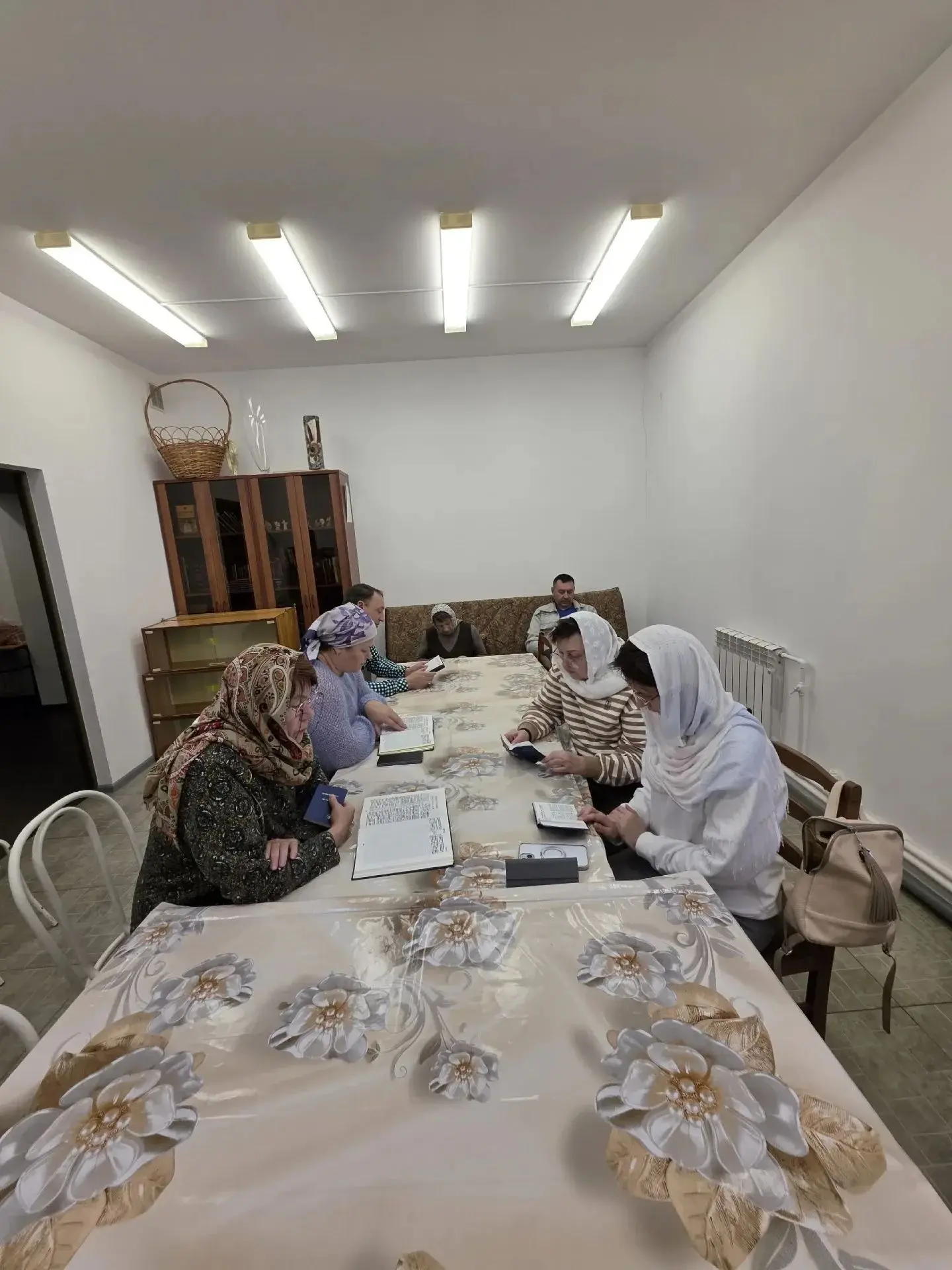 📖 В Лабытнанги открылась воскресная школа для взрослых