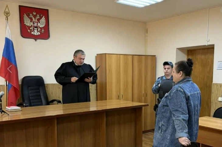 Краснооктябрьский районный суд Волгограда приговорил к 5 годам колонии общего режима гр...
