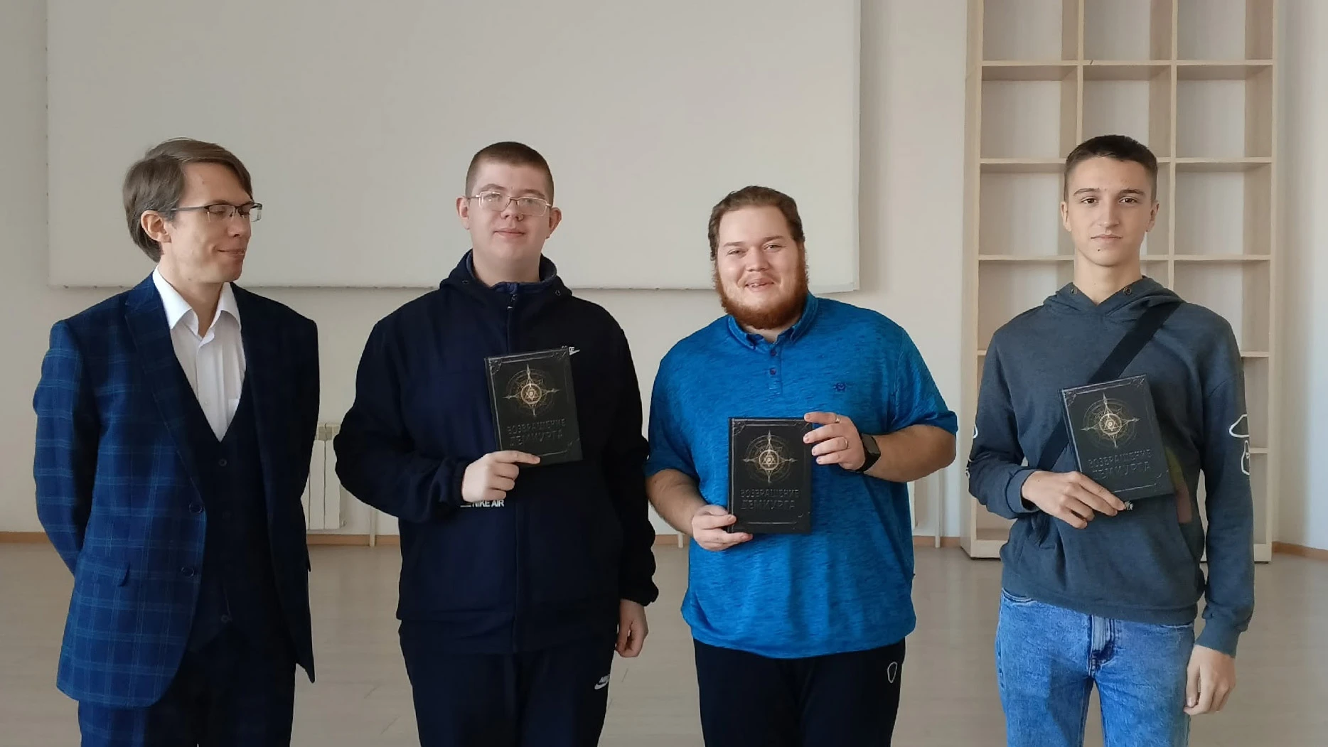 В УГТУ состоялась встреча с автором рок-оперы «Возвращение Демиурга»