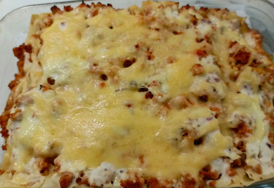 А это низкокалорийная лазанья, ммм😋🥰. Нашла один рецепт, потом немного сама ещё покол...