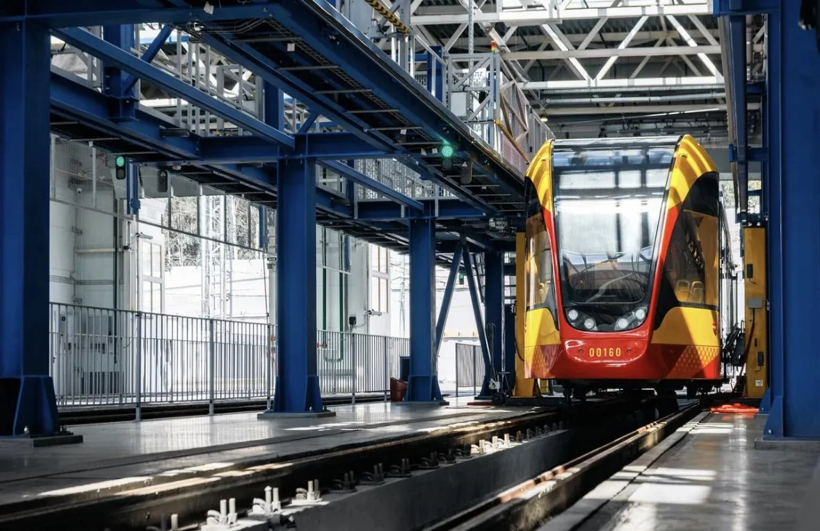 🚃 Беспилотный «Львёнок» проходит тесты в цифровом депо Верхней Пышмы — все данные испы...