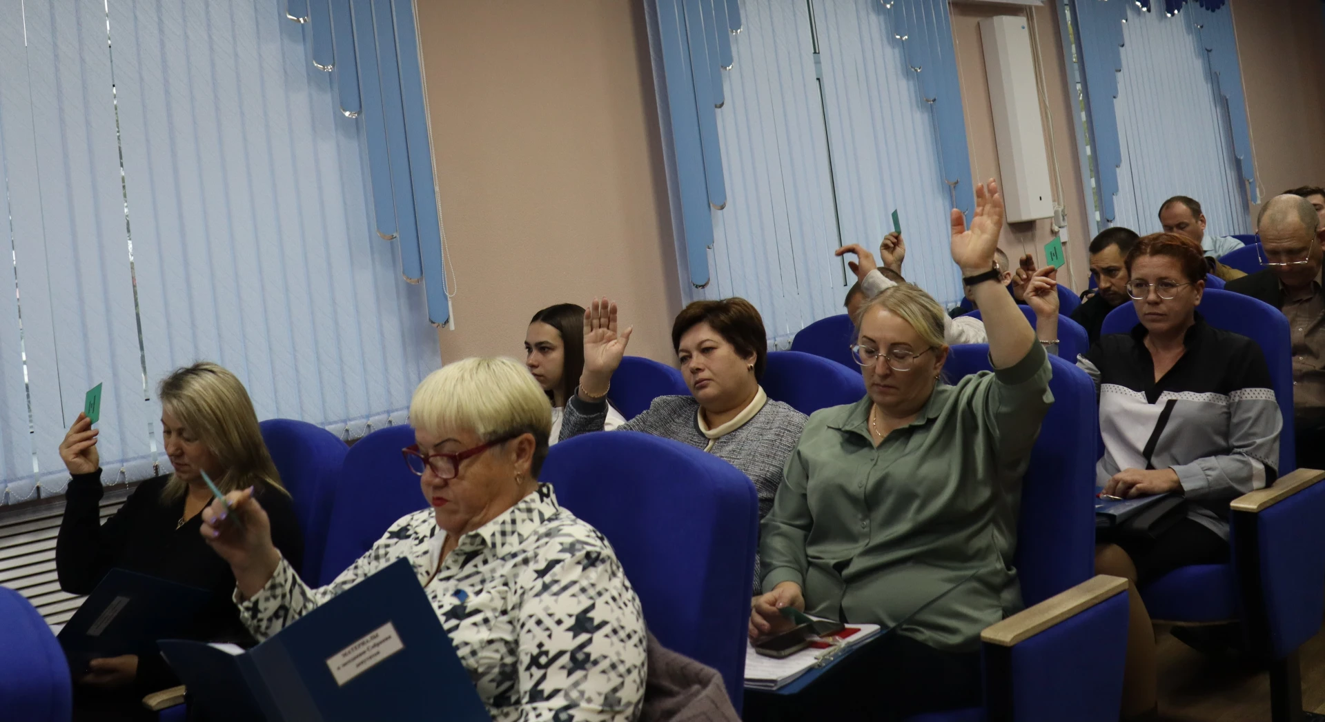 📜 Заседание Собрания депутатов Нанайского  округа: ключевые решения