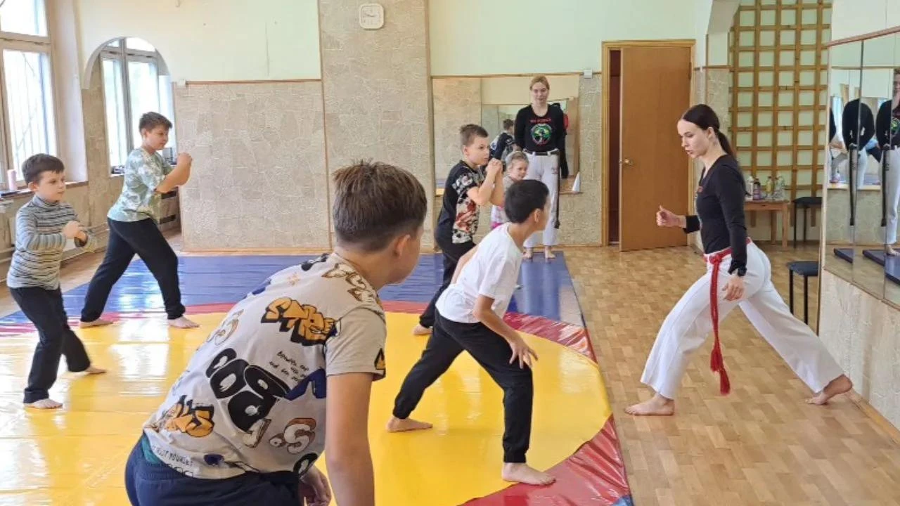 🌟 День спорта и энергии: в школе прошли мастер-классы по акробатическому рок-н-роллу и...