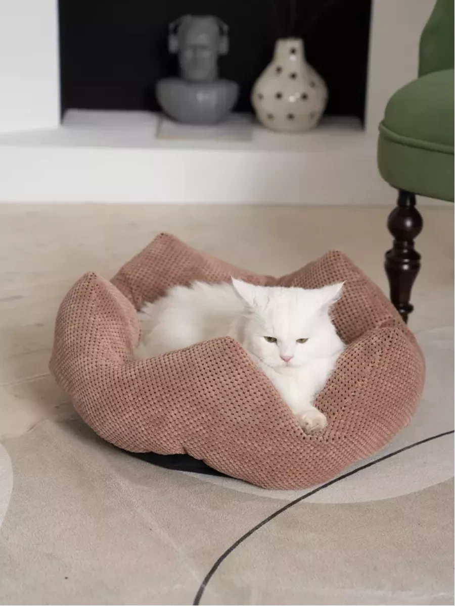 Лежанка для кошек и собак - 1 015 ₽