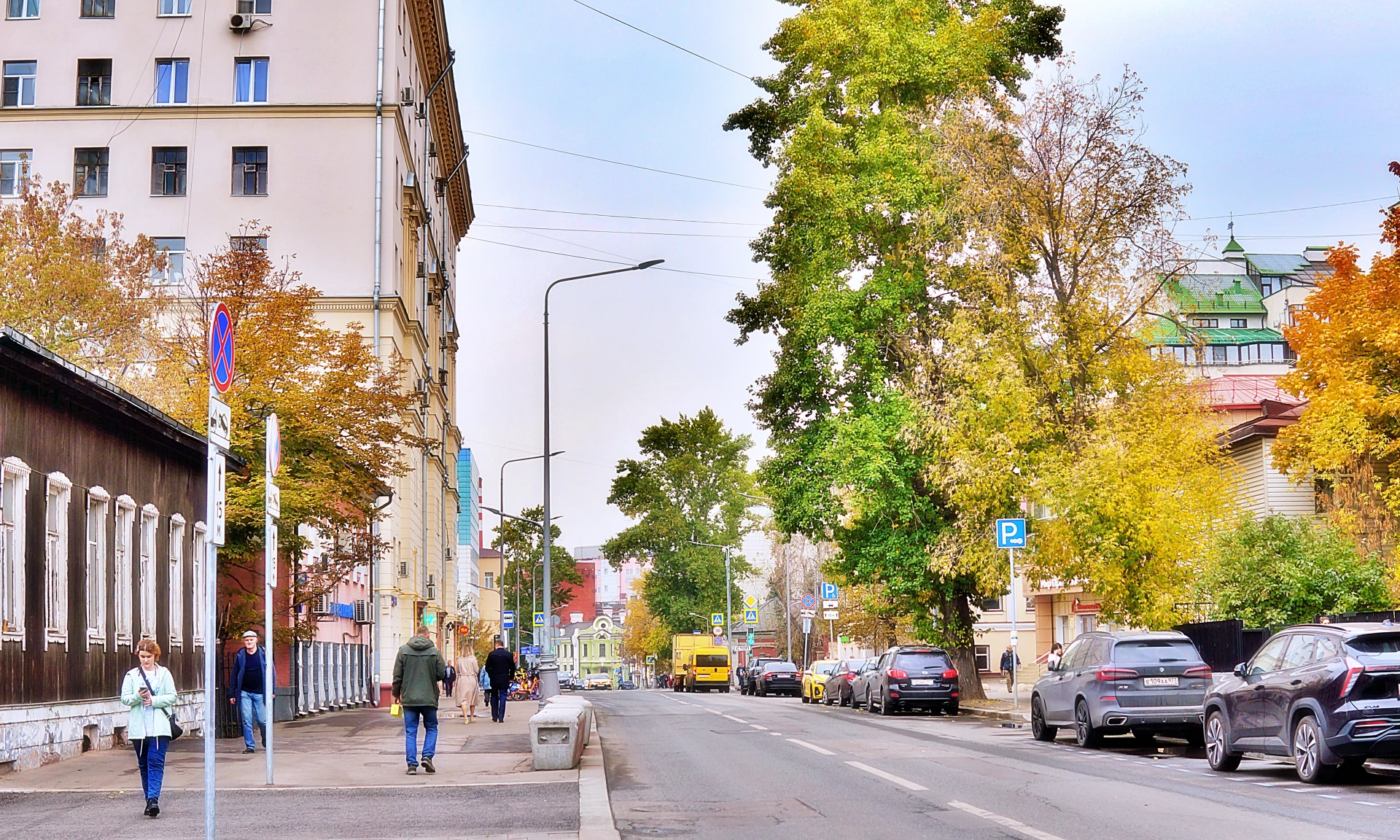 Верхняя Красносельская улица — улица в центре Москвы в Красносельском районе между улиц...