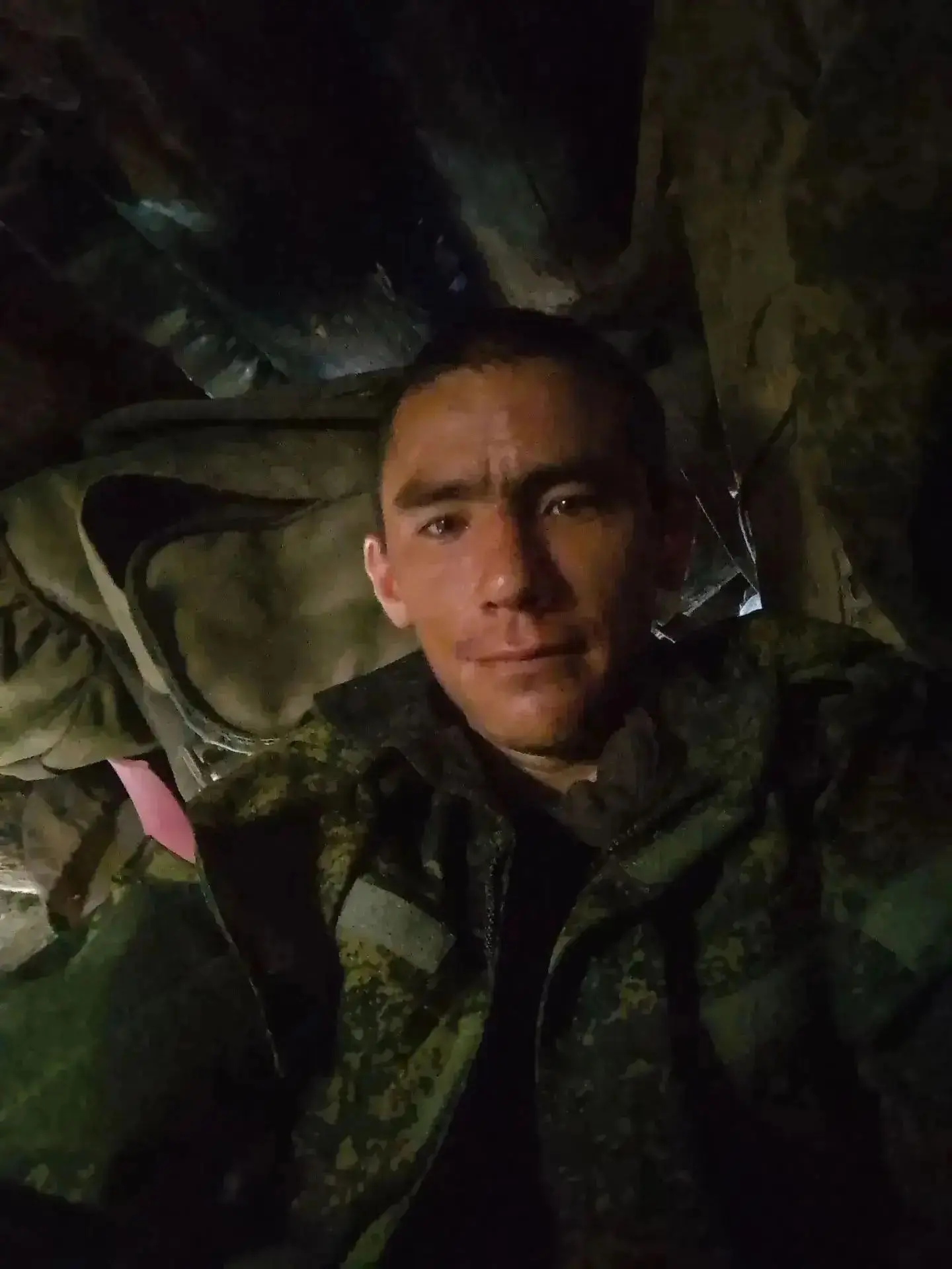 Здравствуйте.  Помогите пожалуйста найти Широкова Николая Анатольевича позывной  "Кипиш...
