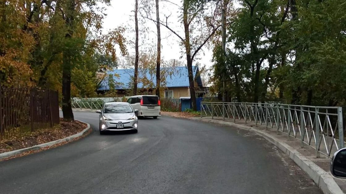 В Хабаровске завершён ремонт улицы Правобережной. Работы состояли из двух частей: ремон...