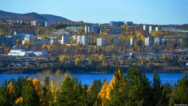 Усть-Илимск в октябре 🍂 Вид на левобережную часть города 🍂