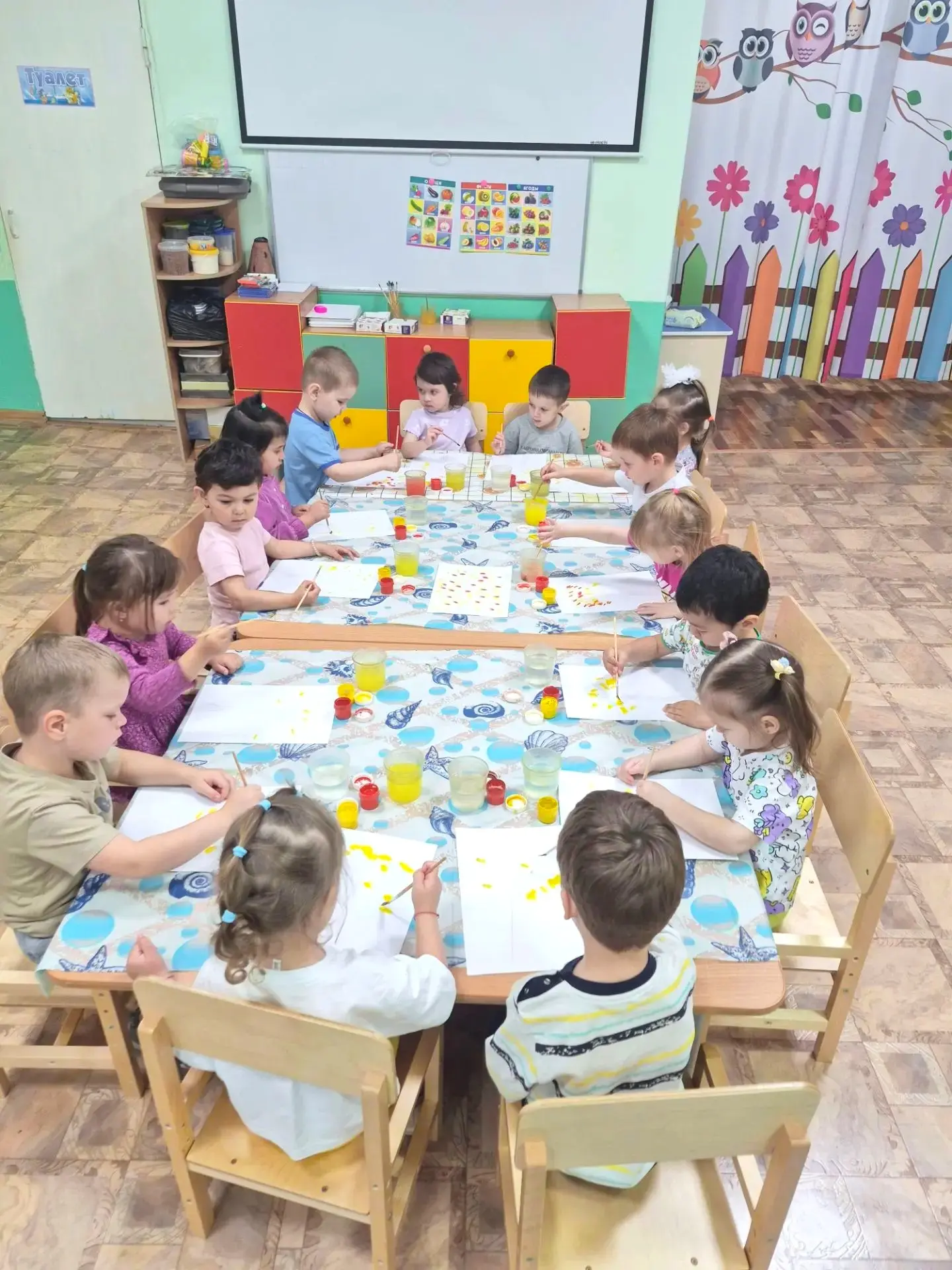 🍂 Листопад в красках: творчество малышей из группы «Звёздочки»! 🍂